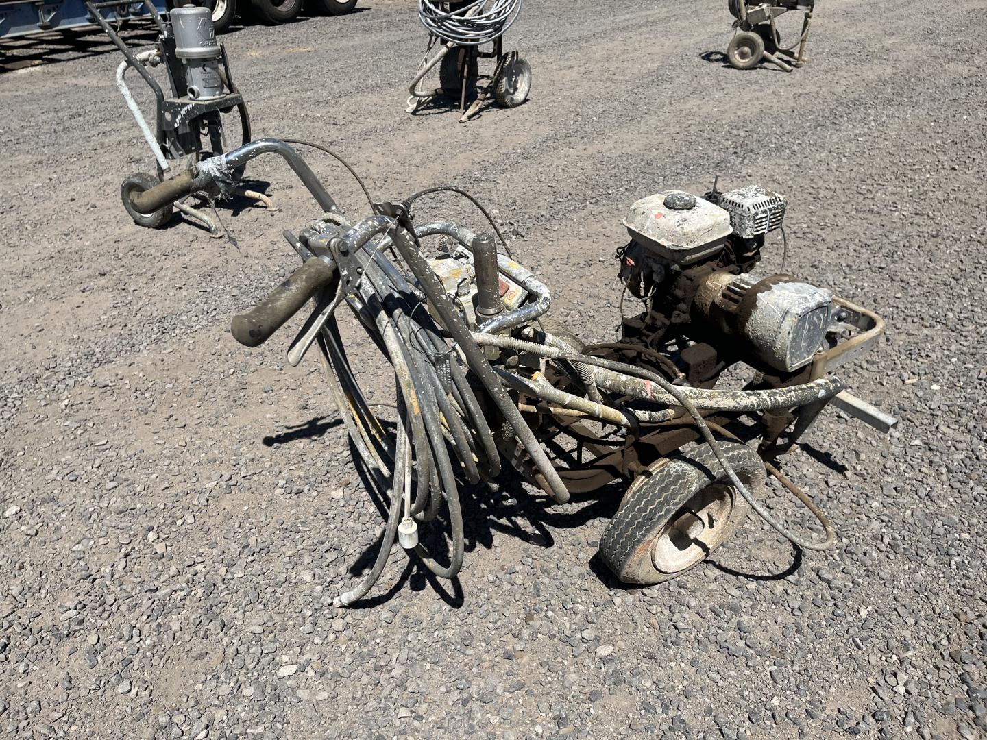 ./imagenes/INVOICE/2019/16613/SPRAYADORA DE PINTURA GRACO LINE LASER II (3).JPG